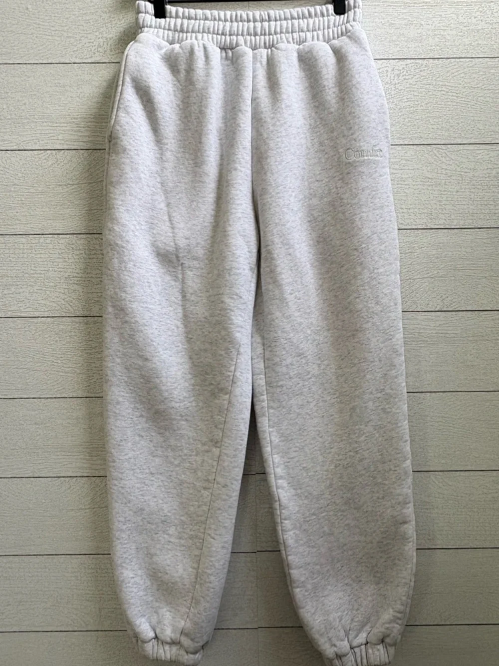 Comfrt Signature Sweatpants – Light Heather Grey – Size Medium (Unisex)